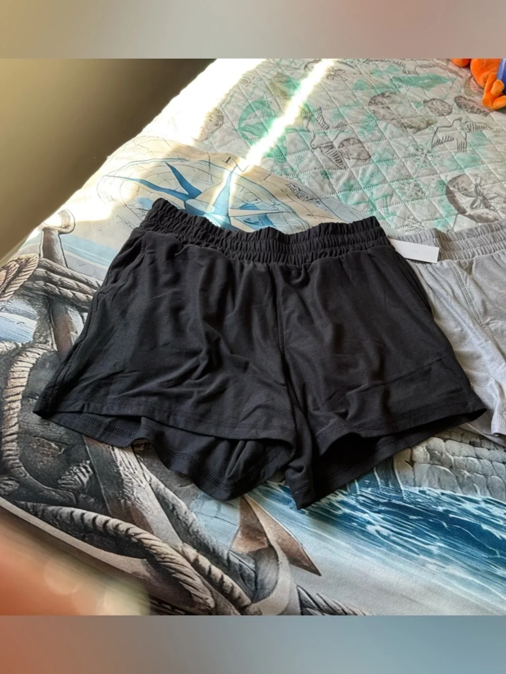 NWT Buttercore Elastic Waist Shorts Set - Black & Light Gray - Picture 11 of 15